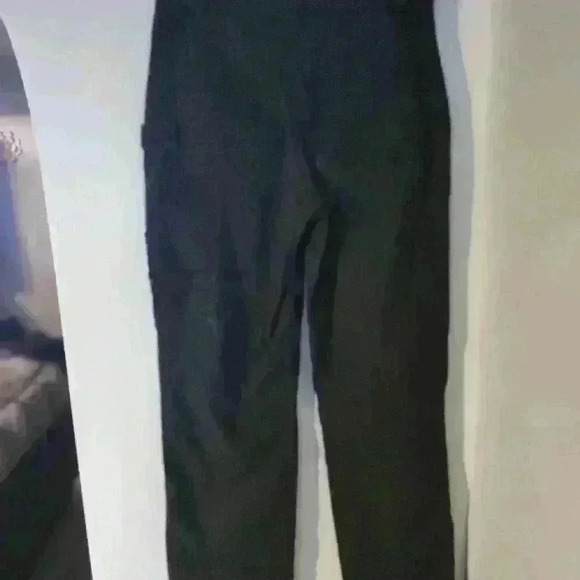 Black Cargo pants size m - Picture 2 of 2